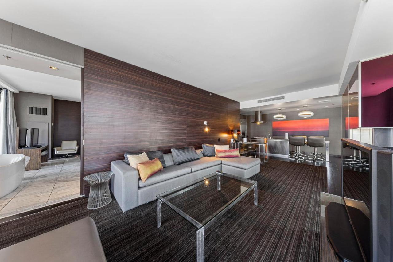 Huge Modern Luxury 17 Floor Panoramic Corner Suite With Open Balcony Las Vegas Luaran gambar