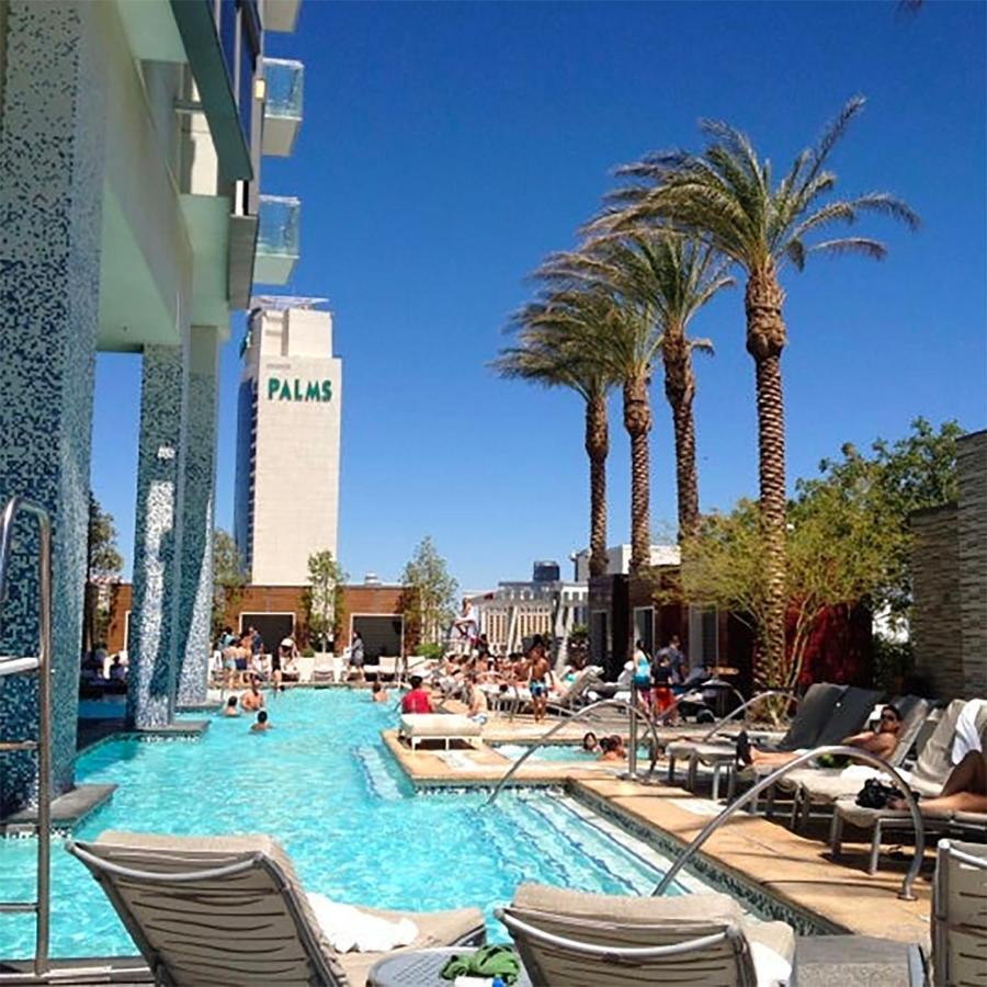 Huge Modern Luxury 17 Floor Panoramic Corner Suite With Open Balcony Las Vegas Luaran gambar