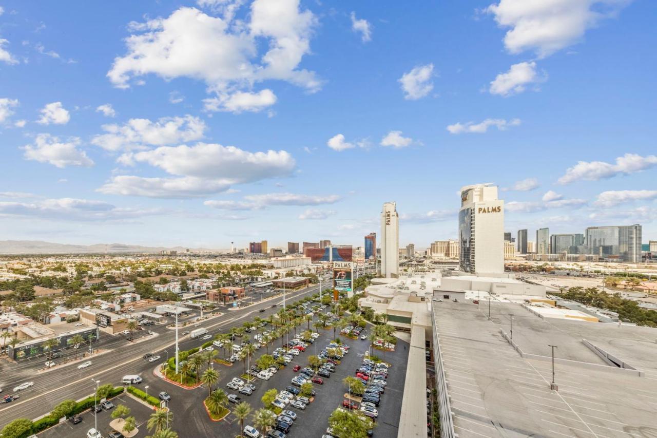 Huge Modern Luxury 17 Floor Panoramic Corner Suite With Open Balcony Las Vegas Luaran gambar