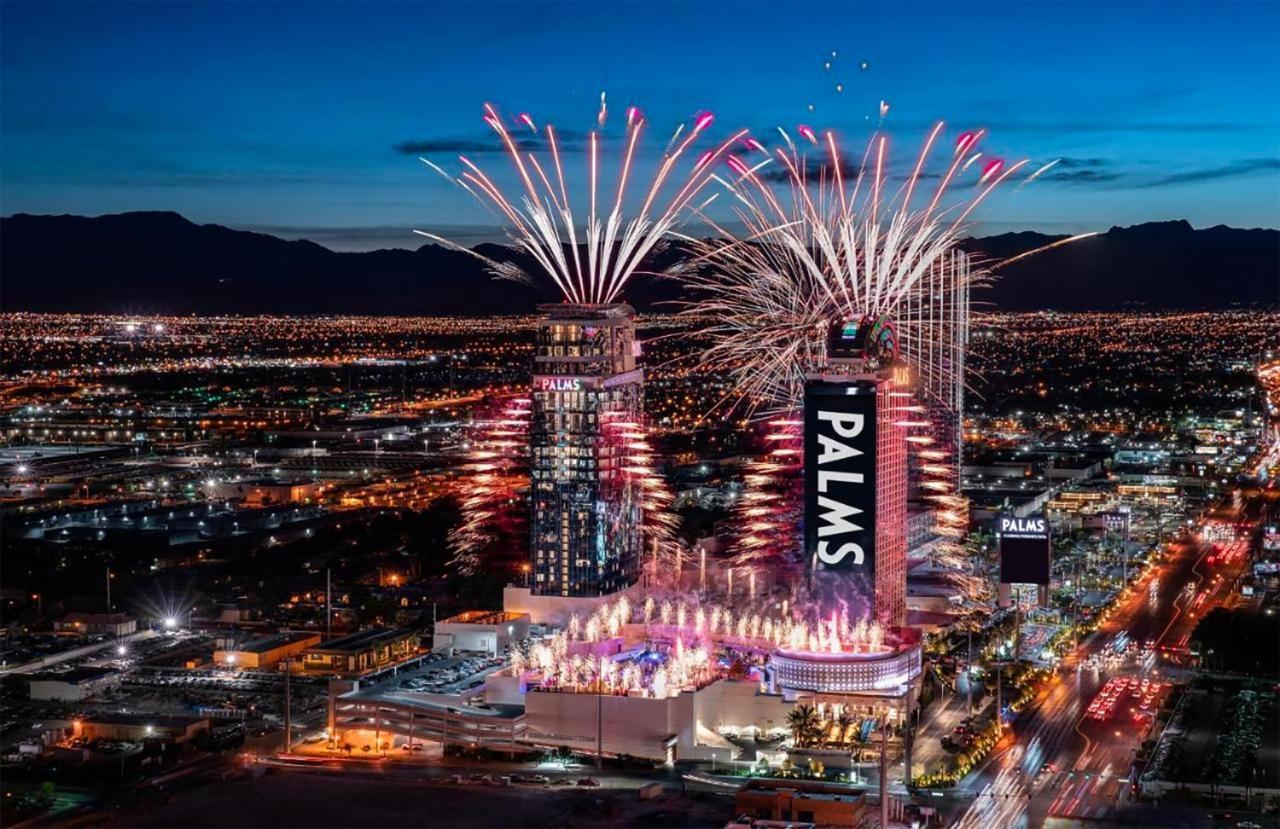 Huge Modern Luxury 17 Floor Panoramic Corner Suite With Open Balcony Las Vegas Luaran gambar